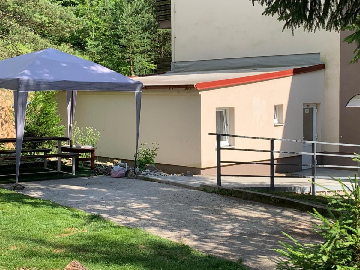 Vsemina Apartman Luzkovice Zewnętrze zdjęcie